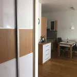 Apartment Downtown In The Heart Of The New Center, 4 Persons, Parking