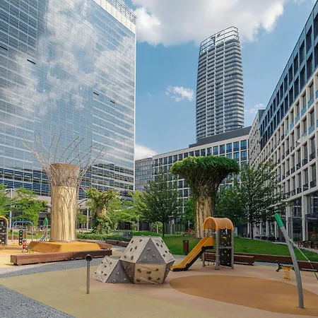 Downtown In The Heart Of The New Center, 4 Persons, Parking شقة *