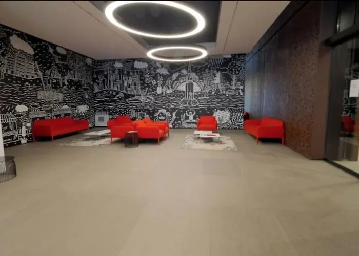 Downtown In The Heart Of The New Center, 4 Persons, Parking Apartmán Bratislava