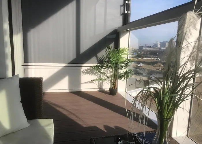 Downtown In The Heart Of The New Center, 4 Persons, Parking Bratislava