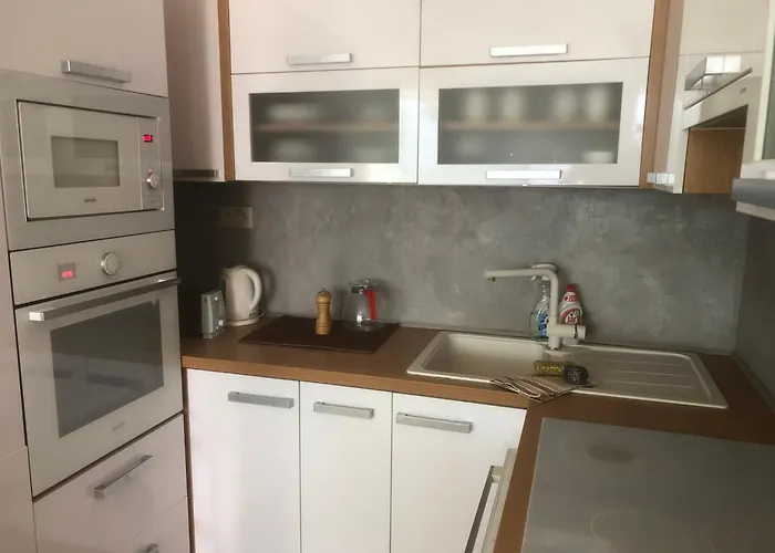 Downtown In The Heart Of The New Center, 4 Persons, Parking * Bratislava