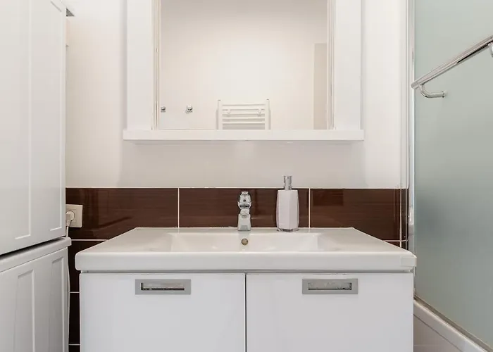 Downtown In The Heart Of The New Center, 4 Persons, Parking * Bratislava