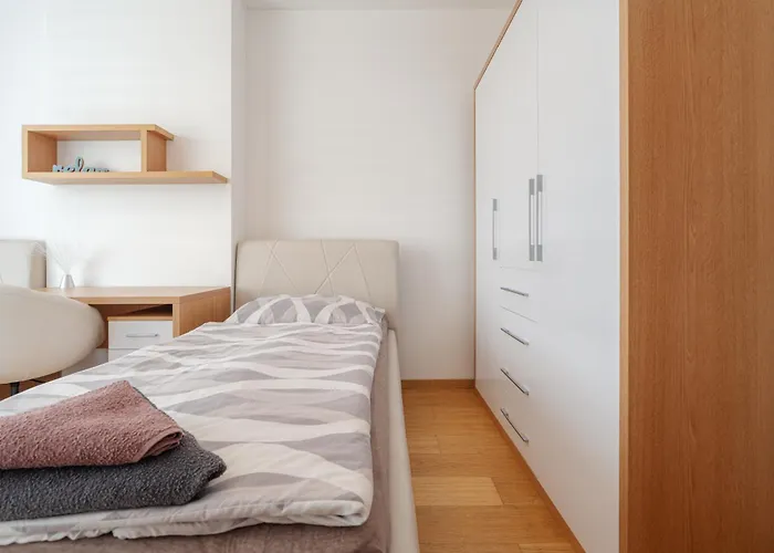 Downtown In The Heart Of The New Center, 4 Persons, Parking * Bratislava