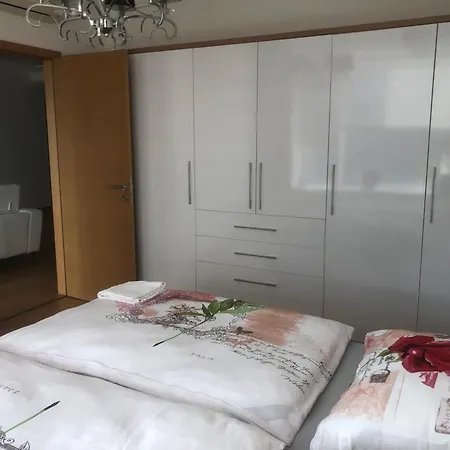 Daire Downtown In The Heart Of The New Center, 4 Persons, Parking Bratislava