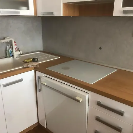 Downtown In The Heart Of The New Center, 4 Persons, Parking Bratislava